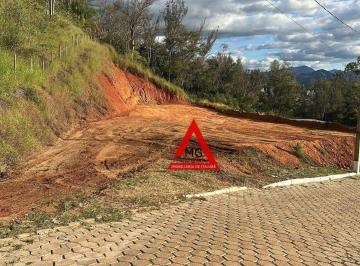 bcacdf2a2f267a71d8457ca25064aead64502fd2 · Terreno espaçoso de 1.370 m² à venda no Bairro Pinheirinho, Itajubá-MG