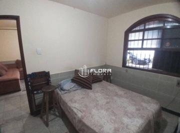 bfab94c6b413219239512f21c322f05724642947 · Casa principal com edícula, à venda por R$ 480.000,00 - Centro - Maricá - RJ