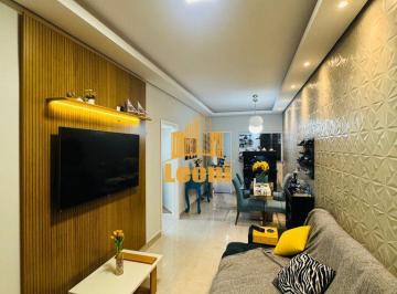 aowwecq2odqzmtuzntk5nwm3_md · Casa recém reformada com muito porcelanato e belíssima decoração
