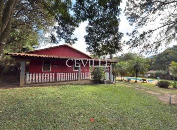 Casa · 300m² · 3 Quartos · Sítio há 800m da Praça