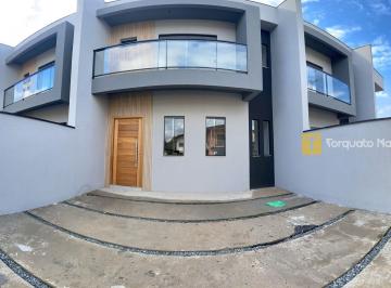 Casa · 84m² · 2 Quartos · 2 Vagas · Geminado Moderno e Espaçoso no Coração do Bairro Costa e Silva