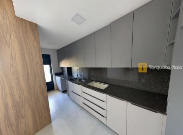 Apartamento · 75m² · 2 Quartos · 2 Vagas · Apartamento Semi-Mobiliado com Duas Vagas de Garagem e Depósito – A Menos de 7 Min do Centro!
