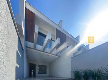 Casa · 115m² · 3 Quartos · 2 Vagas · Sobrado três quartos 1 suíte no Bairro Boa Vista