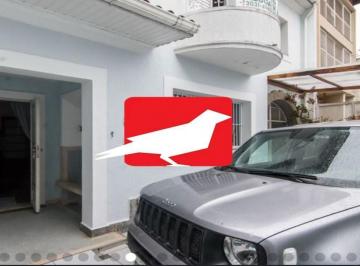Casa · 295m² · 5 Quartos · 3 Vagas · Casa na Vila Romana com 295m², 5 quartos, 2 suítes, 3 vagas.