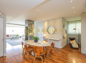 Apartamento · 202m² · 3 Quartos · 4 Vagas · Apartamento Alto Padrão com 3 Suítes e 202 m2