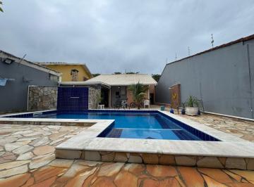 202504251155121201.jpg · Casa para Venda em Peruíbe, com 3 dormitórios, 1 suíte, 1 banheiro, 4 vagas