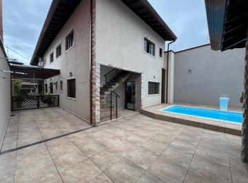 202504261057022212.jpg · Casa Alto Padrão para Venda em Peruíbe, centro, 5 dormitórios, 4 suítes, 3 banheiros, 7 vagas