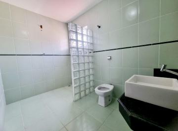 Casa · 214m² · 3 Quartos · 2 Vagas · Sobrado Imponente com 3 Pavimentos, Suíte Master, Terraço Panorâmico e Garagem para 2 Carros em Exce