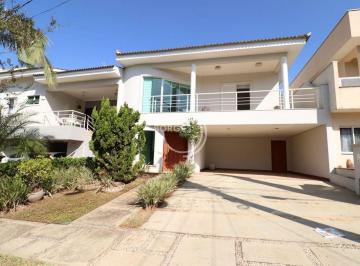 Casa · 196m² · 3 Quartos · 4 Vagas · Casa no Villa dos Inglezes com 3 suítes