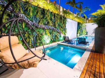 Casa · 414m² · 3 Quartos · 4 Vagas · Sobrado moderno com 414,93 m² no Alphaville Nova Esplanada 2