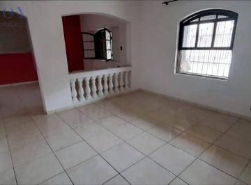 Casa de 3 quartos, Pindamonhangaba · Casa térrea com suíte, escritório e varanda próxima ao Hospital Unimed