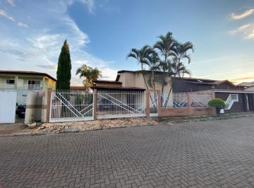 Casa de 4 quartos, Sobradinho · Antônio severo vende : Casa Condominio RK