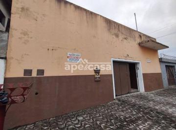 Casa · 275m² · 4 Quartos · 4 Vagas · linda casa isolada