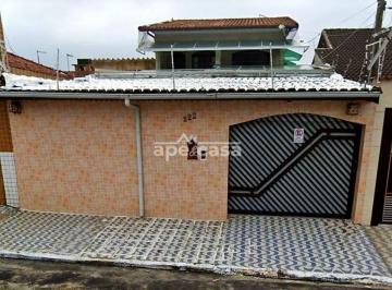 Casa · 280m² · 4 Quartos · 4 Vagas · Sobrado