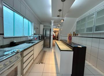 Casa de 4 quartos, São Paulo · Casa pronta 4 suítes no Butantã - Metrô Vila Sônia São Paulo SP