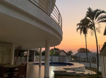 Casa de 5 quartos, Brasília · Casa em condomínio,  05 quartos ,  permuta , financiamento , Jardim Botânico