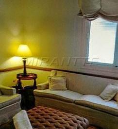 e0c3ceb53e8ab2a881eb9998315052a9.jpg · Apartamento de 230m² com 3 quartos