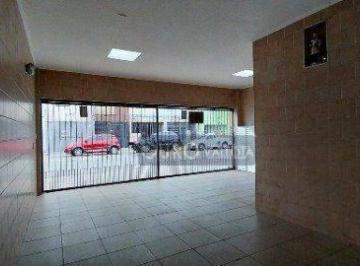 55005938406aacc77234aade1c3ca207da7fe44e · 2 imóveis à venda em terreno de 315m2.