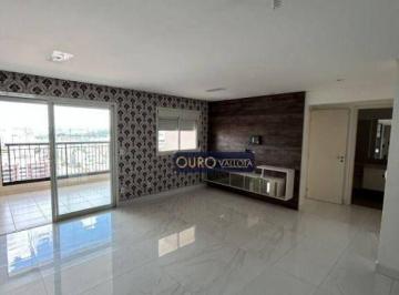 e6c4c67a5726cc5fce9e0c70731facc93bbe094f · Apartamento com 3 dormitórios e 120m²