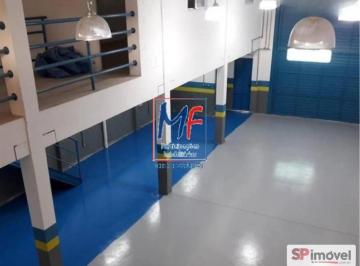 Comercial · 280m² · Excelente galpão na Vila Carrão, 280m² a.u., refeitório, escritório, pátio, portão motorizado p/ ent