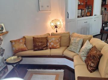 Casa · 207m² · 3 Quartos · 1 Vaga · Casa de vila para venda com 3 quartos, sendo 2 suítes, 207m²