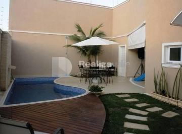 Casa · 444m² · 4 Quartos · 2 Vagas · Sobrado à venda e para alugar em Jacareí, Loteamento Villa Branca, com 4 suítes, com 444 m²