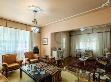 Casa · 316m² · 5 Quartos · 2 Vagas · Casa com 5 quartos à venda em Petrópolis - RS