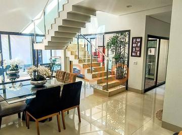 4a80ea89f9e9e8324bcf21baa301e7408d567e92 · Casa à venda no Condomínio Jardins Gênova em Uberlândia