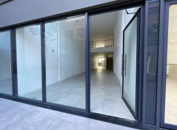 Comercial · 134m² · 1 Vaga · Saco Grande | Loja Comercial | First