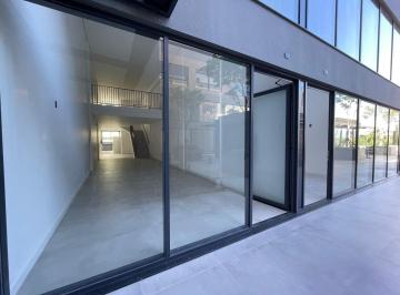 Comercial · 134m² · 1 Vaga · Saco Grande | Loja Comercial 133m² no First