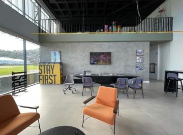 Comercial · 197m² · 2 Vagas · Saco Grande | Loja Comercial 197m² no First