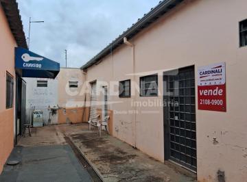 Comercial · 58m² · Sala comercial em galeria, rua de acesso com grande movimento.