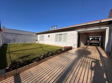 Casa · 240m² · 3 Quartos · 5 Vagas · Casa no Águas Belas