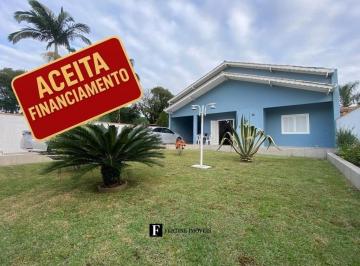 Casa · 4 Quartos · 3 Vagas · Casa a venda em Praia de Leste com piscina