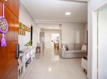 Casa · 227m² · 3 Quartos · 4 Vagas · Colônia Agrícola Águas Claras | Casa térrea com 3 suítes - 4 vagas - área de churrasqueira - Guará I