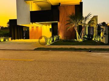 Foto 01 · Casa em condomínio Alphaville Castello, 3 suítes, 2 salas, 4 vagas - Itu-SP - 325m² - Imperdível!