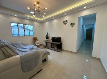 Casa de 3 quartos, Cuiabá · ️Vendo Linda Casa Reformada no Morada do Ouro!