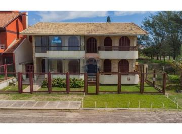 Casa · 160m² · 3 Quartos · 2 Vagas · Sobrado exclusivo à beira-mar em Capão da Canoa!