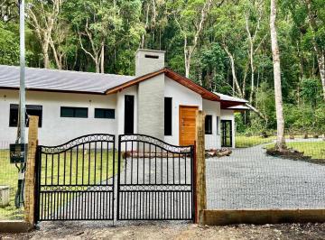 Casa de 3 quartos, Camanducaia · Casa à venda em Monte Verde-MG em terreno de 3.900m²