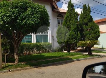 Casa · 340m² · 3 Quartos · 3 Vagas · Condomínio com 3 quartos à venda em Jardim Ibiti Do Paço - SP