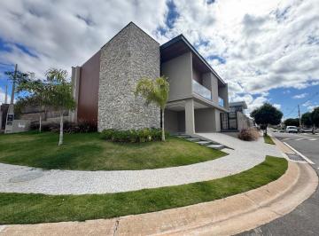 5398681f10c50f5b1d4d19b6dc66045f4bd9a919 · Casa Contemporânea à Venda no Swiss Park com 4 Suítes, Piscina e Acabamento P...