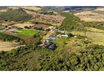 Rural · 23000m² · 4 Quartos · Chácara Exclusiva - Lazer, produção e abundância hídrica