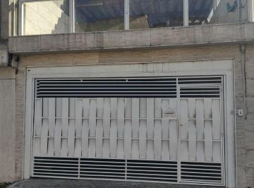 Casa · 160m² · 2 Quartos · 2 Vagas · Oportunidade em Campo Grande - Jardim Sabará! Sobrado com 3 Dormitórios e Ótima Localização