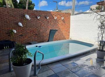 3dd1b5037682cae4172f7f6d0de84ad5eb915b41 · Casa no Bessa em ótima localização