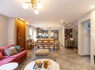 Casa · 264m² · 4 Quartos · 2 Vagas · Casa à venda em condomínio em Santa Felicidade ARY