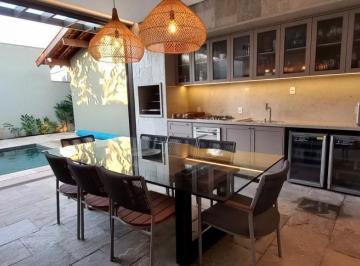 37775179_g.jpg ·
Casa de condomínio à venda - Bairro Mercês, Uberaba MG