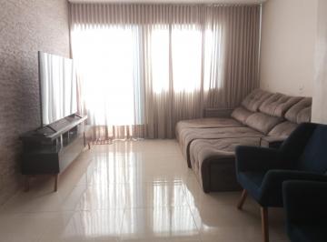 Sala · Casa ampla e regularizada no Jardim Olímpico - Aparecida de Goiânia Casa de Rua com 3 Quarto(s) por 