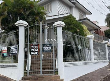 Casa · 277m² · 4 Quartos · 3 Vagas · Casa de 4 dormitórios no bairro Nossa Senhora de Lourdes