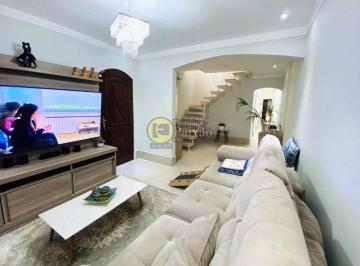 Casa · 180m² · 3 Quartos · 2 Vagas · Sobrado com 3 quartos, Jardim Planalto, Mogi das Cruzes - R$ 550 mil, Cod: 584001