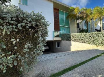 Casa de 4 quartos, Salvador · Casa a venda em alphaville 2 4 suites piscina área gourmet e energia solar 
